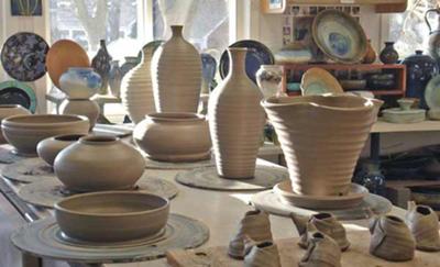 Lakeside Pottery Studio - class in session